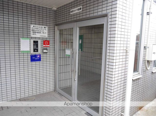 イズミ82の玄関写真