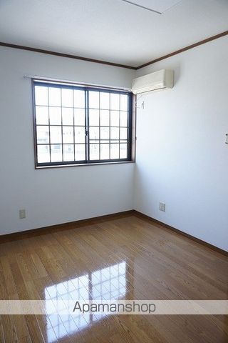 ハーブマンション 武中の内装写真