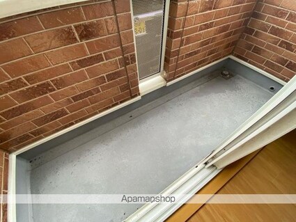 ロイヤルスクウェア　一宮Ⅱ[1R/32.9m2]のバルコニー