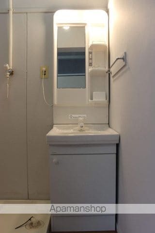 ヴィラナリー瀬戸田 2号棟の内装写真