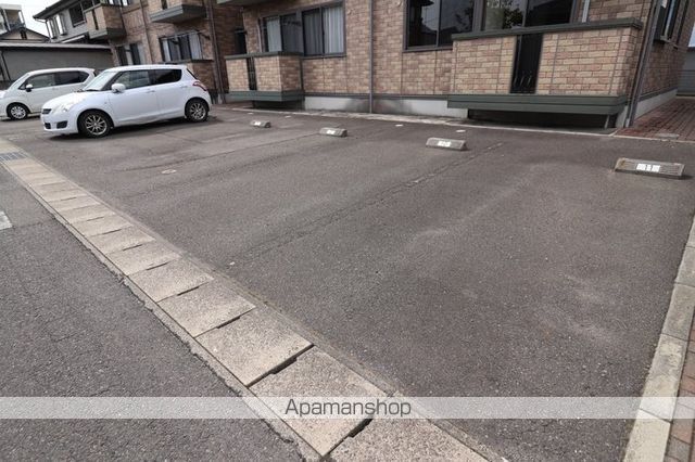 apartment 福島県須賀川市森宿字御膳田
森宿の賃貸情報を見る
物件地図