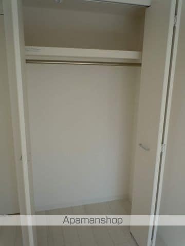 LADOUCEURUMEDAEASTの内装写真