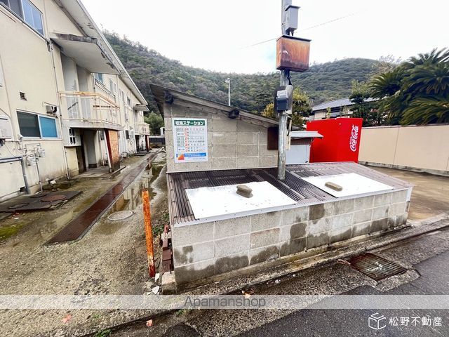 大西アパートの玄関写真
