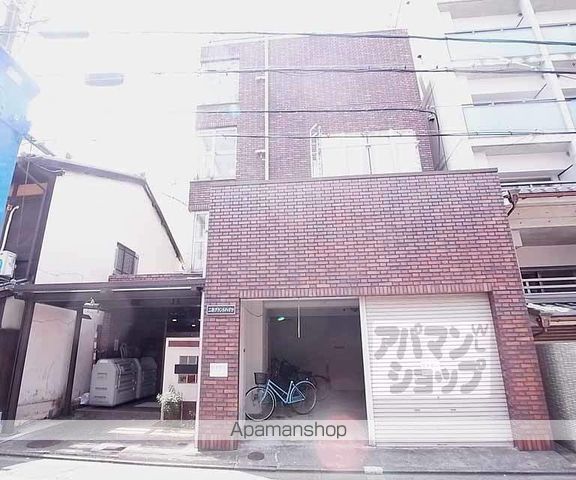 二条グランドハイツの外観写真