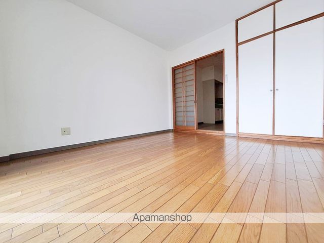 STEADY三国本町の内装写真