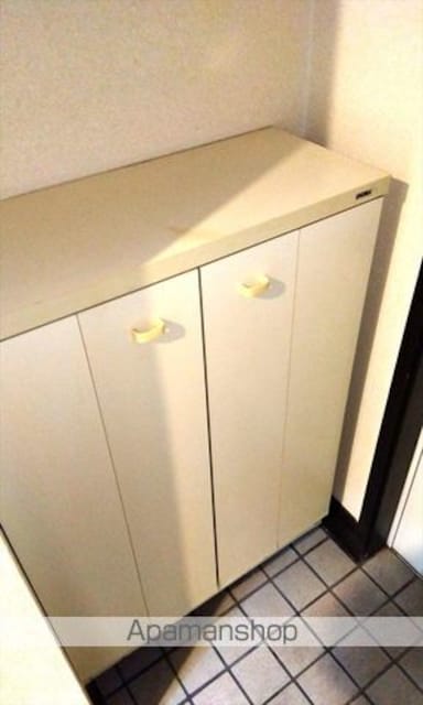 和歌山県和歌山市新中島[1K/20.57m2]の収納