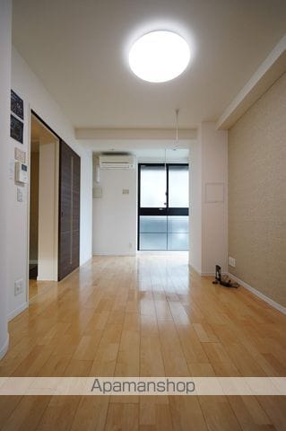 レジデンス TAKASHINAの内装写真