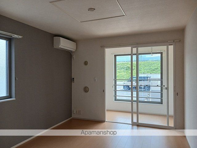 ハピラインふくい 敦賀駅 徒歩5分 2階建 築14年の内装写真