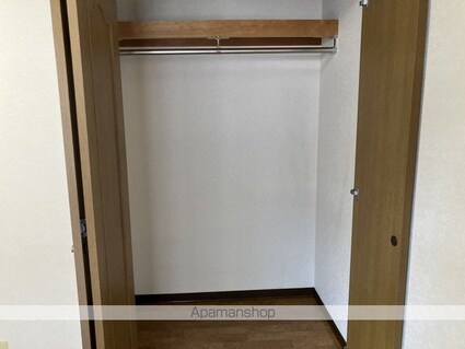 メゾン中堤[1K/24m2]の収納