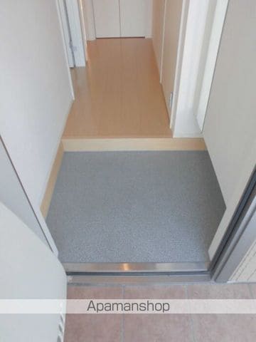 フローリッシュ IIの内装写真