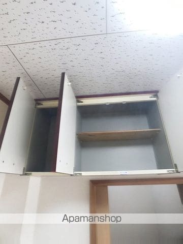 日高ハイツの内装写真