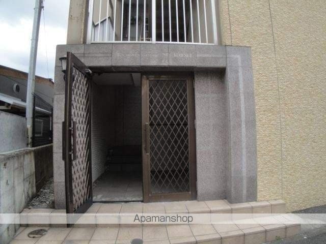 ルネッサンス室見の玄関写真