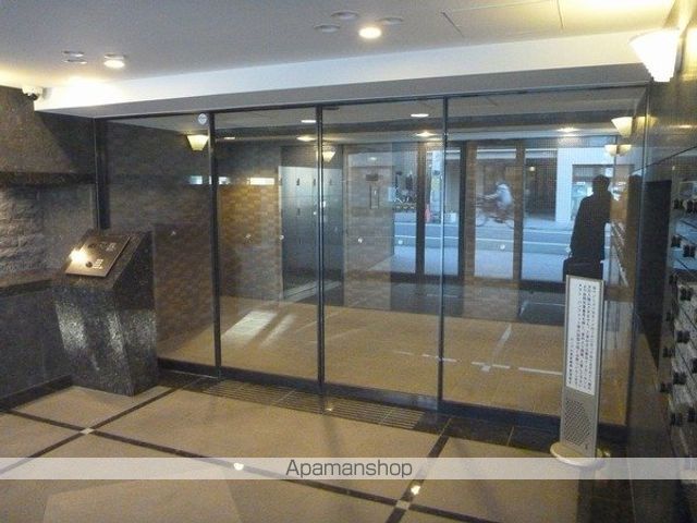 ルーブル東武練馬の玄関写真