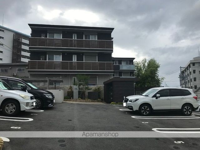 クレール桃山台の玄関写真