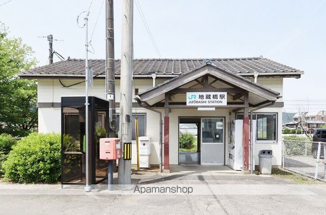 フォブール西須賀の周辺写真