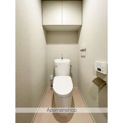 ＯＲＳＵＳ　ＡＫＡＢＡＮＥ　ＥＡＳＴ[3LDK/55.05m2]のトイレ