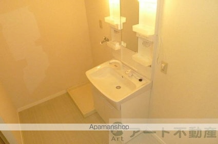 ハープ・スクウェアー[3LDK/66.34m2]の洗面所