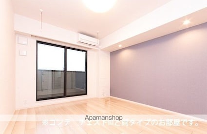 ラ　ヴィーダ　ヌエバ[1K/27.02m2]のリビング・居間