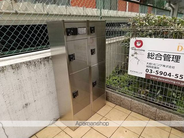 ウィル サクシードの内装写真