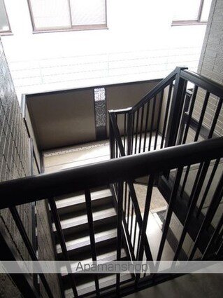 パークサイド[2LDK/53.48m2]の共用部1