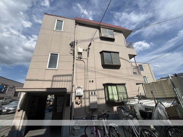 江坂第2平和マンションの外観写真