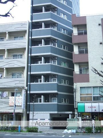 ステージファースト西新宿の外観写真
