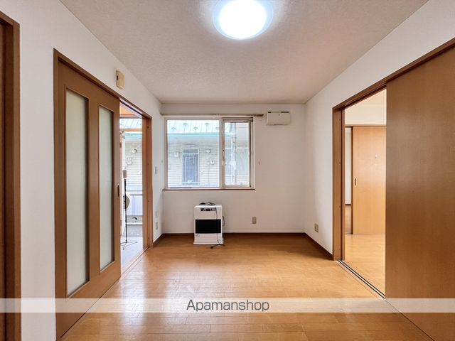 時任荘の内装写真