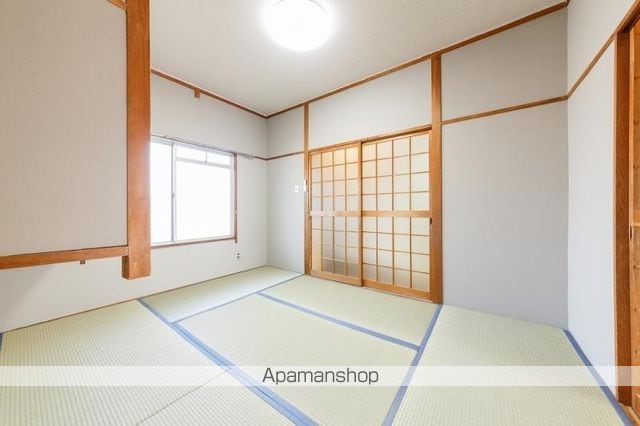 三条ハイツの内装写真