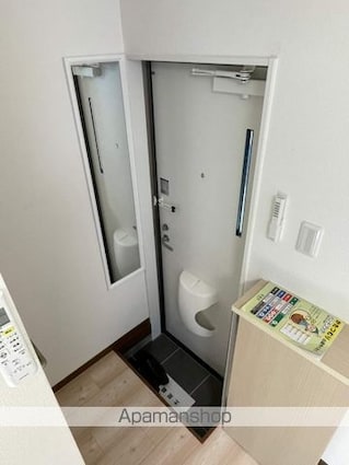 オプティボヌール[1K/16m2]の玄関