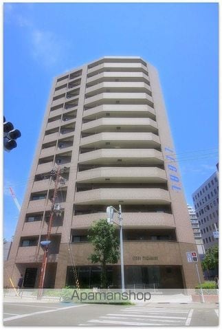 リーガル岡崎橋の外観写真