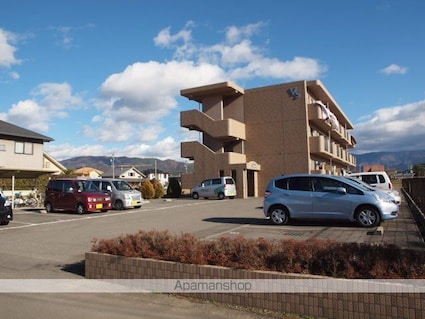 アイデイズ[2LDK/55.9m2]の駐車場