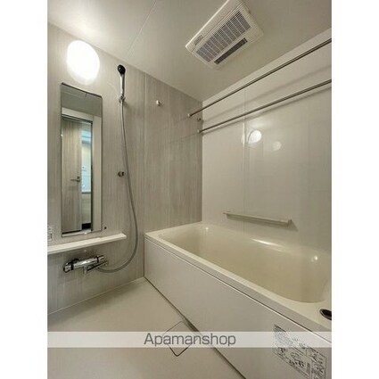 ルーウェ東大泉[2LDK/54.45m2]のバス