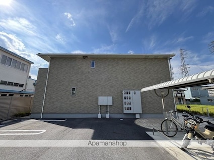 ラヴィエール[1R/34.15m2]の外観3