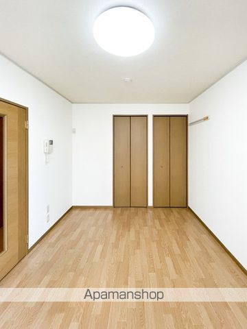 クローカス IIの内装写真
