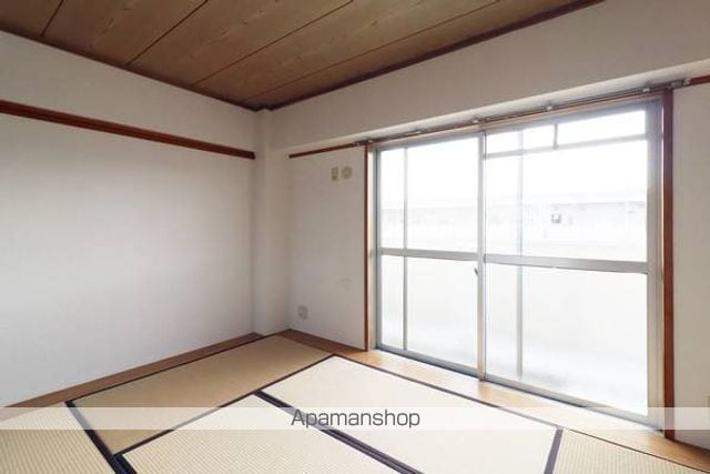 ビレッジハウス市原3号棟の内装写真