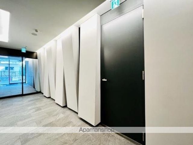 Brillia ist 町屋の外観写真