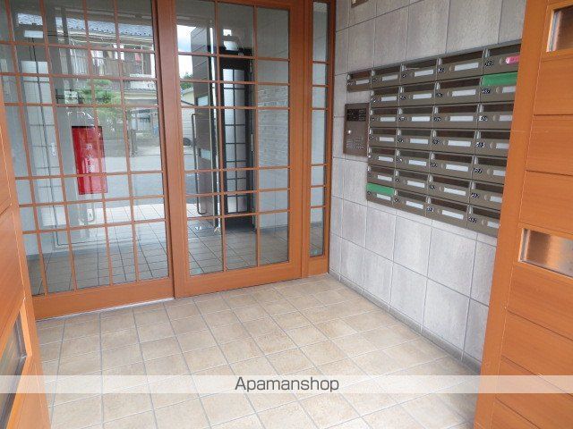 グレイスハイツ長町南の玄関写真