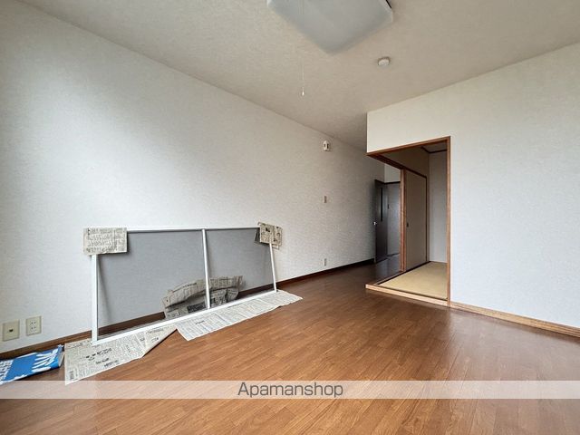 本町ハイツタイプIの内装写真