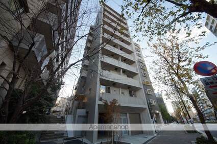 東京都新宿区西新宿８丁目[1LDK/33.7m2]の外観3