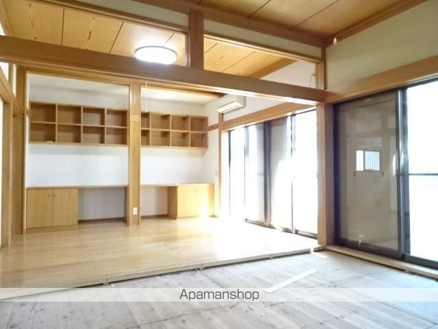 遠州鉄道 助信駅 徒歩4分 2階建 築33年の内装写真