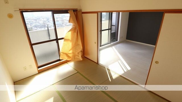 壽ビル[2LDK/55.62m2]の内装1