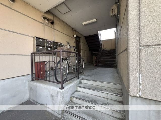 フロムKの玄関写真