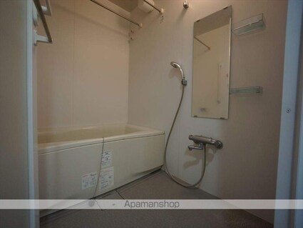 ＩＺＵＭＩ　Ⅰ[1LDK/67.07m2]のバス