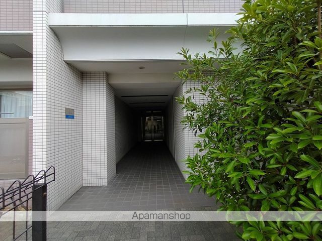 ユンヌ ファシリテの玄関写真