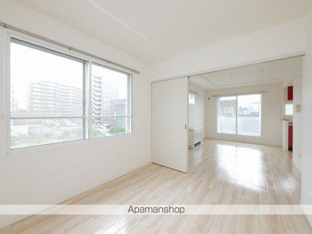 リュクス元町の内装写真