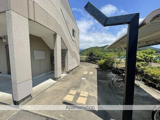 PLASIRの玄関写真