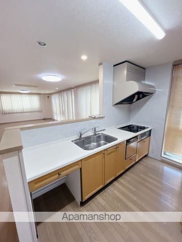 新千葉戸建貸家 1｜千葉県千葉市中央区新千葉３丁目(賃貸一戸建2LDK・1階・140.60㎡)の写真 その8