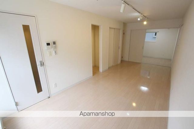 EMINENCE 美園85の内装写真