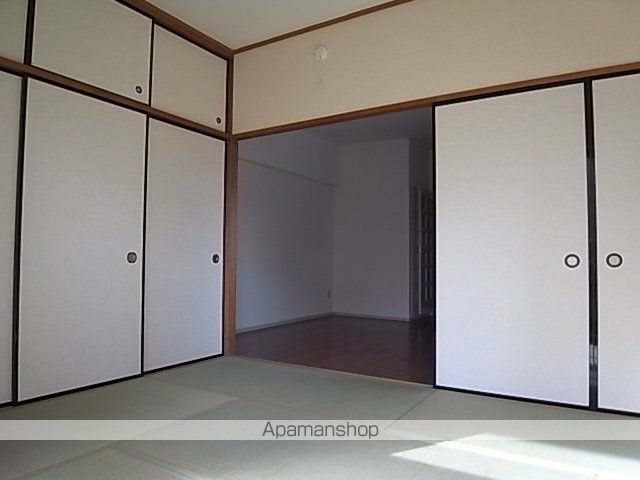 フェニックス並木の内装写真