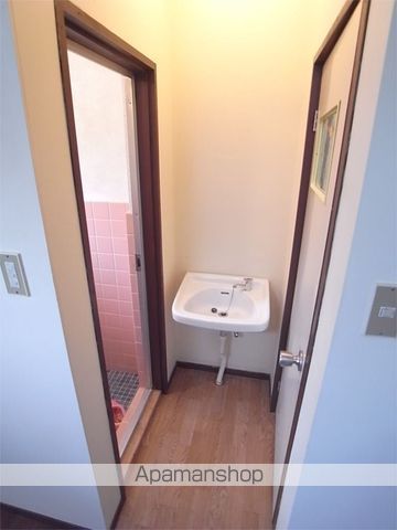 岩崎ハイツの内装写真